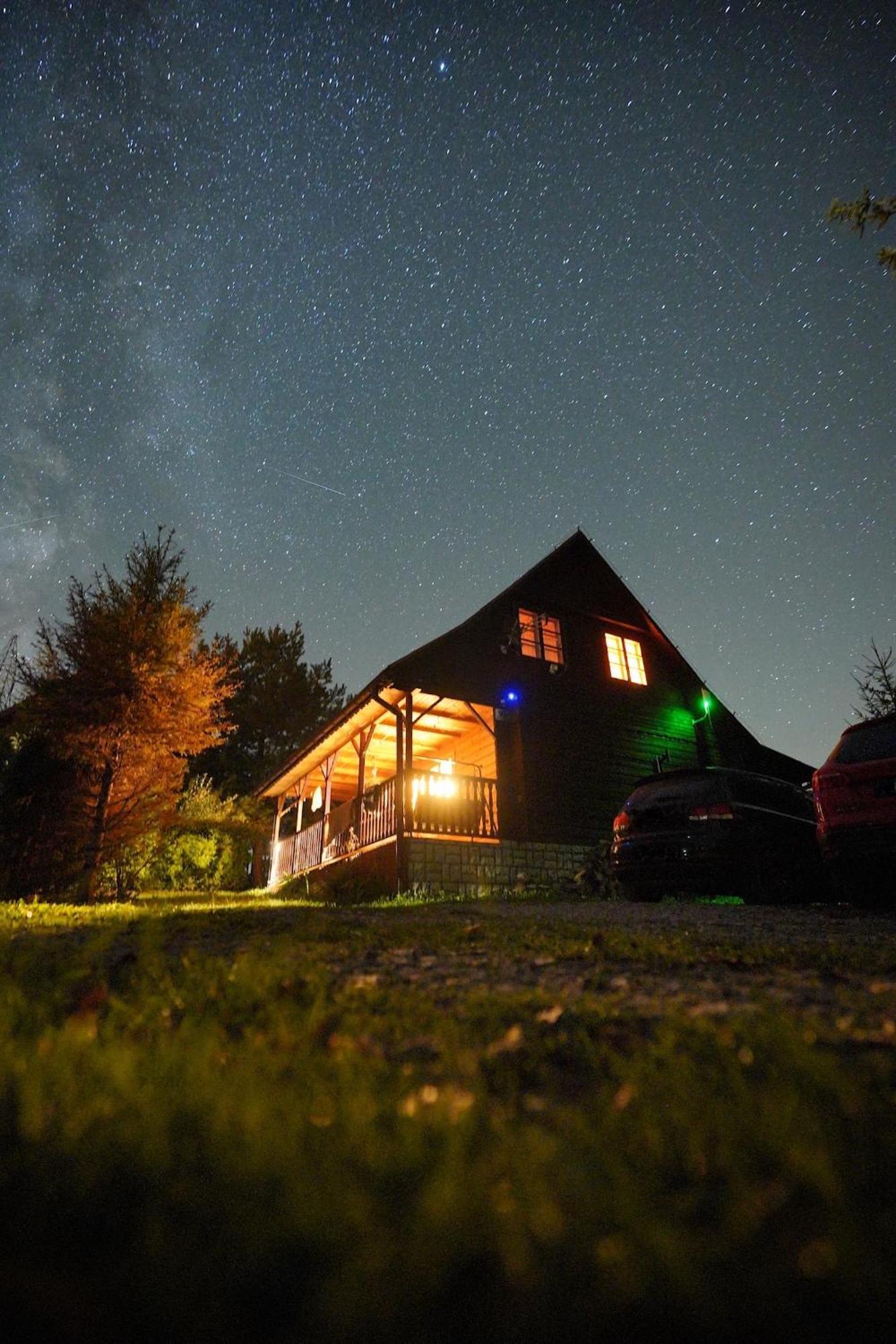 Urocza Chata Z Sauna W Bieszczadzkim Parku Krajobrazowym Буковець Екстер'єр фото